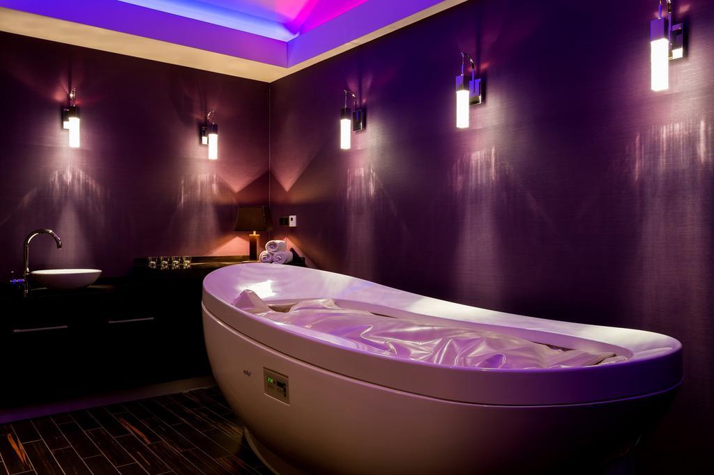 Cedzyna Hotel Uroczysko מראה חיצוני תמונה