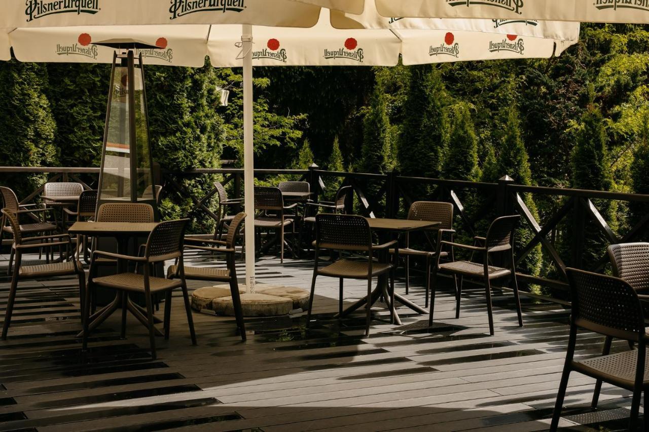 Cedzyna Hotel Uroczysko מראה חיצוני תמונה